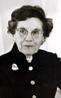 Elizabeth Turnell 2.jpg